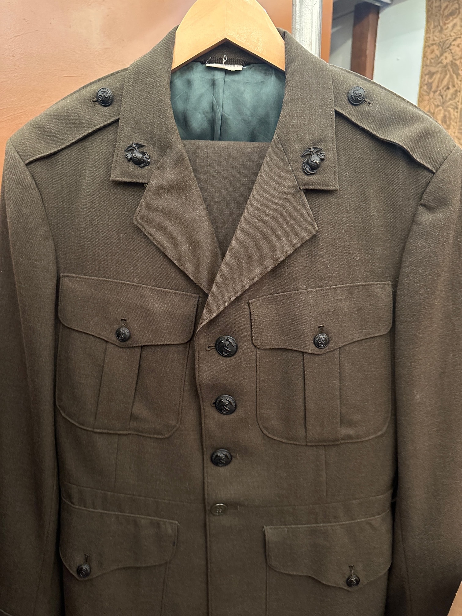 US Marine Corps dress uniform olive drab wool tunic with USMC buttons